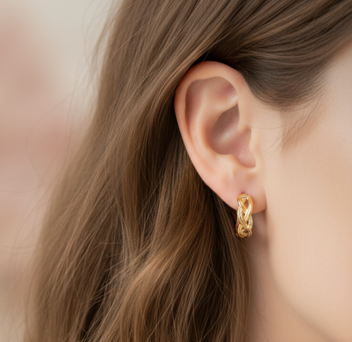 Boucles d’oreilles créoles dorées tressées – XP