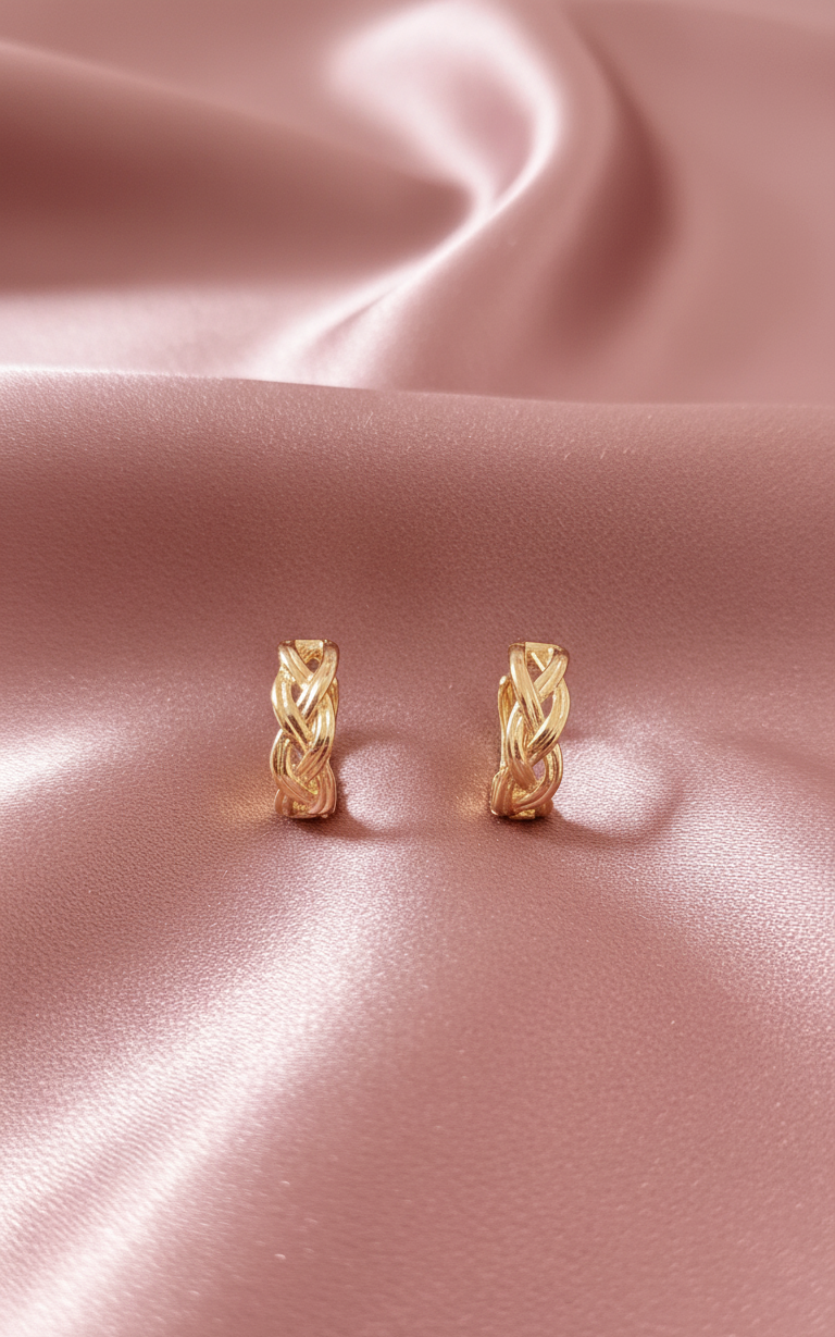 Boucles d’oreilles créoles dorées tressées – XP